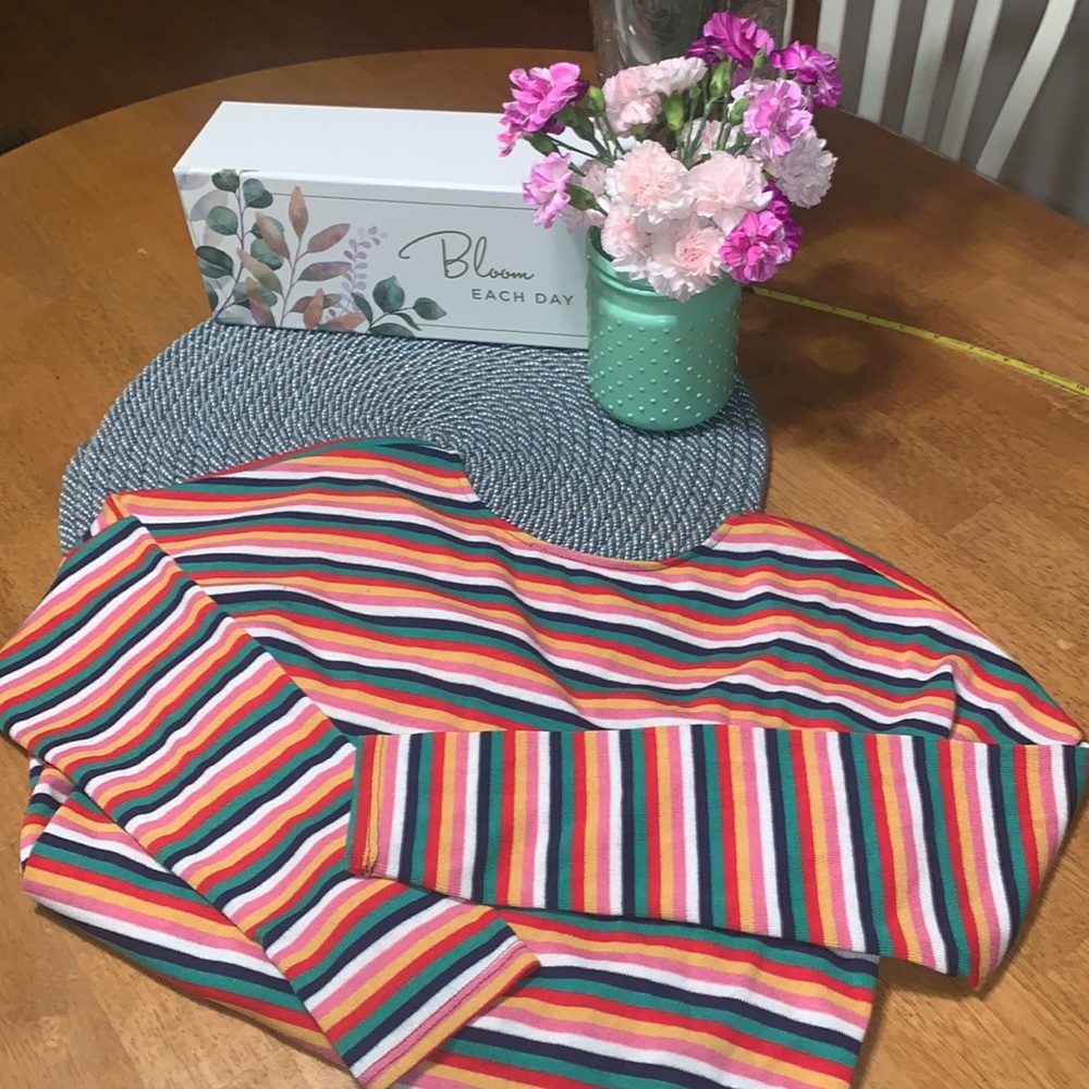 Vestique Sz Medium multicolor striped reversible knotted long sleeve shi…